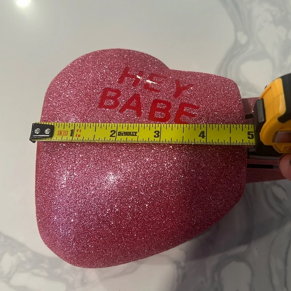 Cute💕💄pink glitter HEY BABE. BRUSH HOLDER!